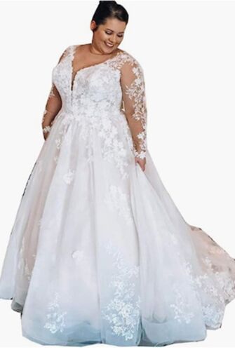 Lace-Overlay Ball Gown with Long Sleeves and Long Train for Formal Events