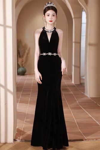 Midnight Empress – Halter Velvet Mermaid Gown with Crystal Accents