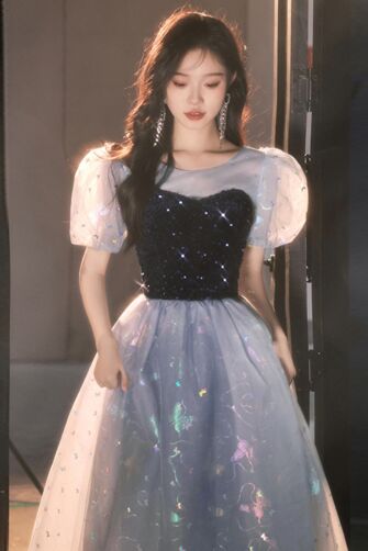 Navy Sequin Bodice Puff-Sleeve Tulle Gown with Iridescent Accents – Perfect for Evening Events