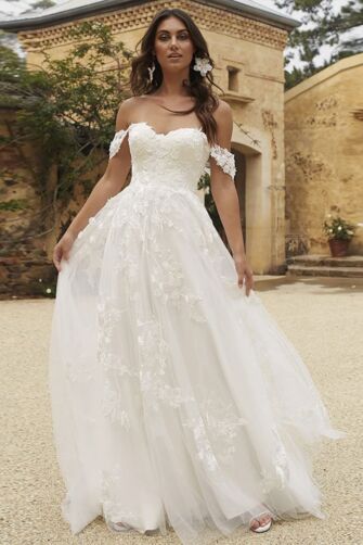 Off  Shoulder Lace Ball Gown with Long Train for Formal Events