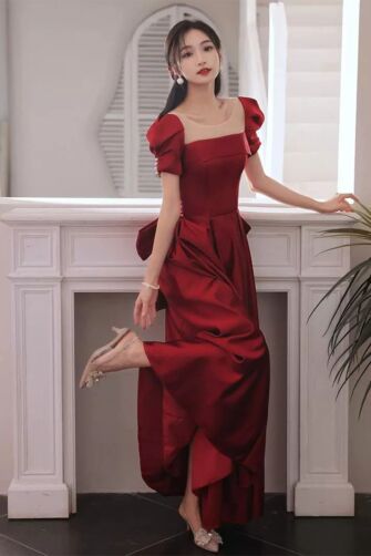 Crimson Puff-Sleeve Square-Neck Satin Gown – Perfect for Weddings and Formal Occasions