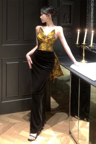 Gold Brocade Halter Gown with Black Velvet Skirt – Perfect for Formal Soirées