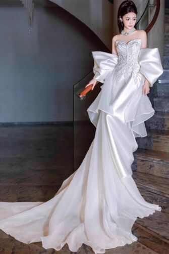 Ivory Enchantment – Puffy Organza Sleeve Satin & Tulle High–Low Gown with Scalloped Sweetheart Neckline