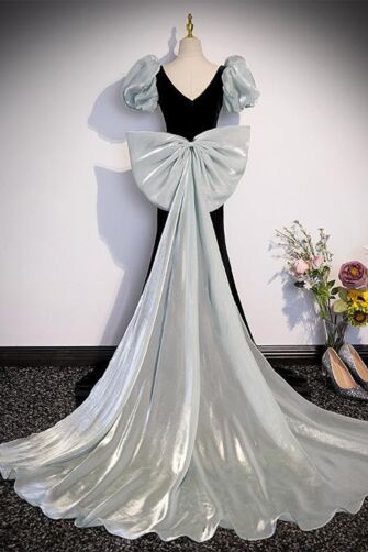 Black Velvet Gown with Silver Puff Sleeves and Flowing Train – Perfect for Weddings and Formal Galas