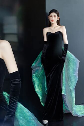 Midnight Emerald Velvet Gown – Strapless High-Low Evening Dress