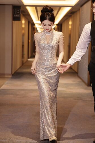 Moonlit Mirage – Halter Sequin Mermaid Gown with Pearl-Draped Shoulders