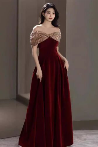 Burgundy Velvet Off-Shoulder Gown with Beaded Caplet – Perfect for Formal Events and Galas