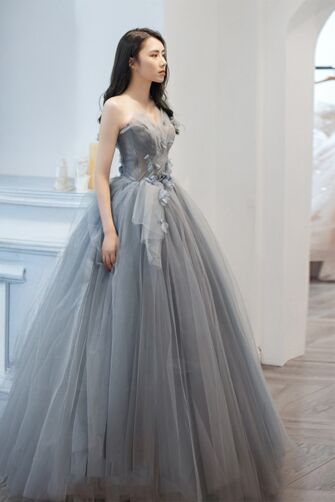 Grey Strapless Floral Tulle Ball Gown – Perfect for Weddings and Formal Soirees