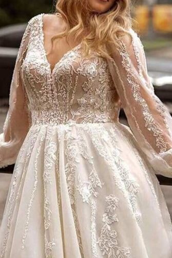 V-Neck Long-Sleeve Lace Appliqué Tulle Ball Gown with Long Train for Formal Events