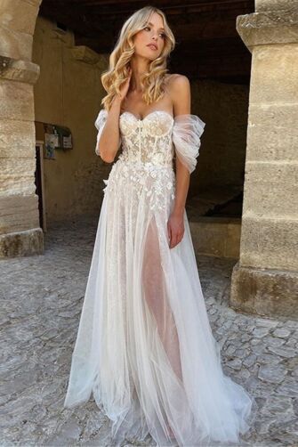 Off-the-Shoulder Lace and Tulle Gown with Long Train for Formal Events