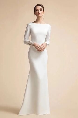 Long-Sleeve Bateau Neck Mermaid Gown with Lace Detail for Formal Events