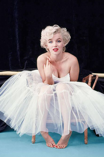 Marilyn Monroe Ballerina Sitting Inspired White Strapless Tulle Dress For Photograph