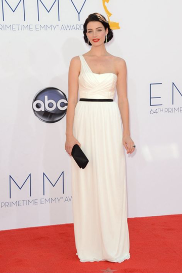 Ivory Grace – Jessica Paré One-Shoulder Chiffon Gown