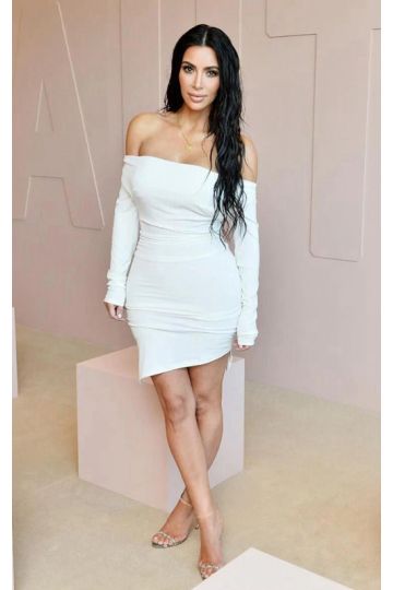 Chic Sophistication – Kim Kardashian Off-the-Shoulder White Cocktail Dress