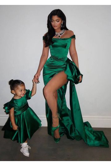 Kylie Jenner Green Off-the-Shoulder Satin Formal Dress with Slit Christmas 2019