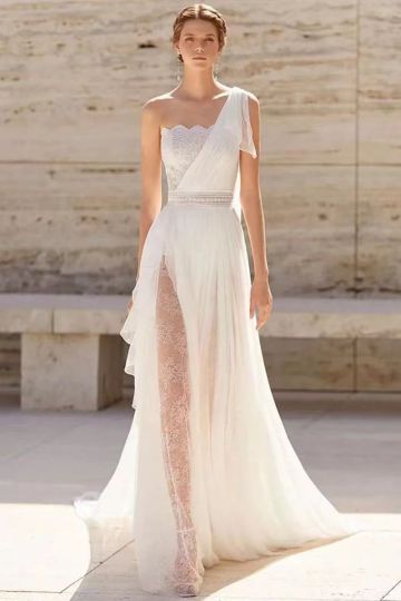 One-Shoulder Lace Gown with Long Train for Formal Events