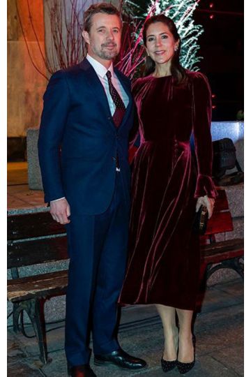 Princess Mary Inspired Burgundy Long-sleeve Velvet Midi Celebrity Dress