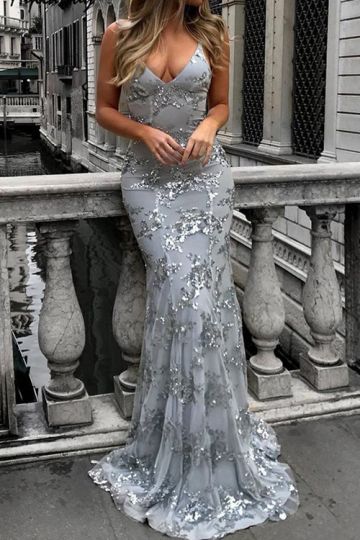 Moonlight Glimmer – Silver Sequin Lace Mermaid Gown