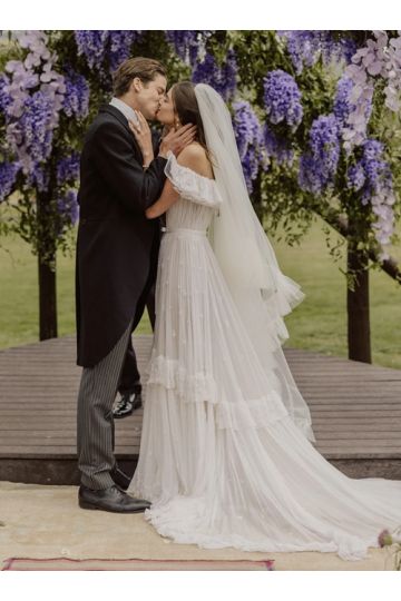 Taylor Hill Inspired Off-the-shoulder Celebrity Wedding Dress