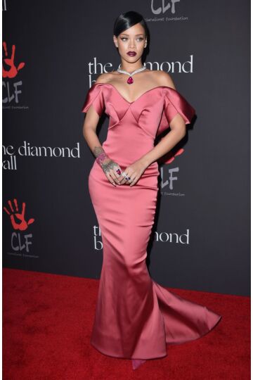 Rihanna Inspired Rose Pink Off-the-Shoulder Mermaid Evening Gown - main reference image