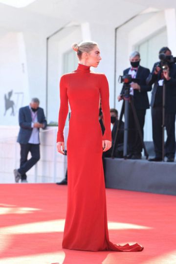 Vanessa Kirby Red High-neck Long-sleeve Celebrity Formal Dress Venice Film Festival 2020