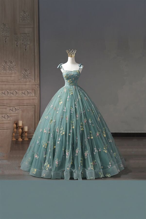 Whispering Forest – Embroidered Green Tulle Gown