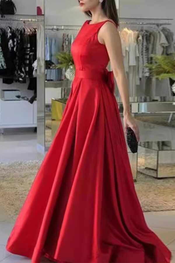Classic Red Sleeveless Satin Evening Gown
