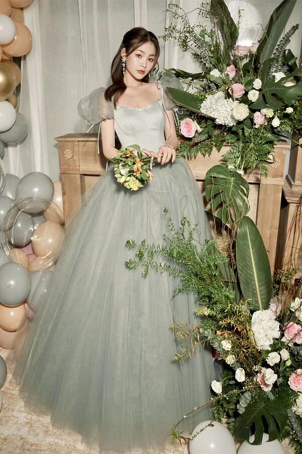 Puff-Sleeve Square-Neck Tulle Ball Gown