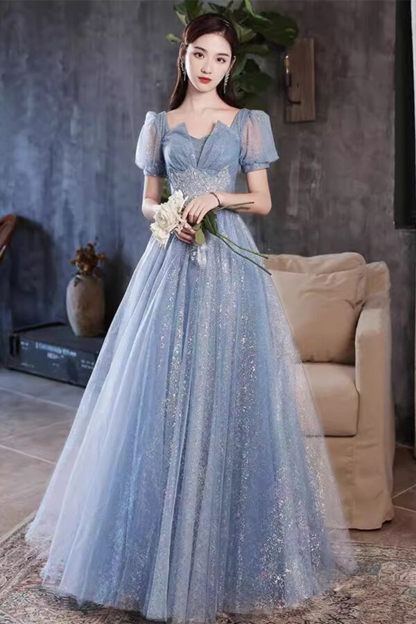 Silver Sheen Sweetheart Ball Gown