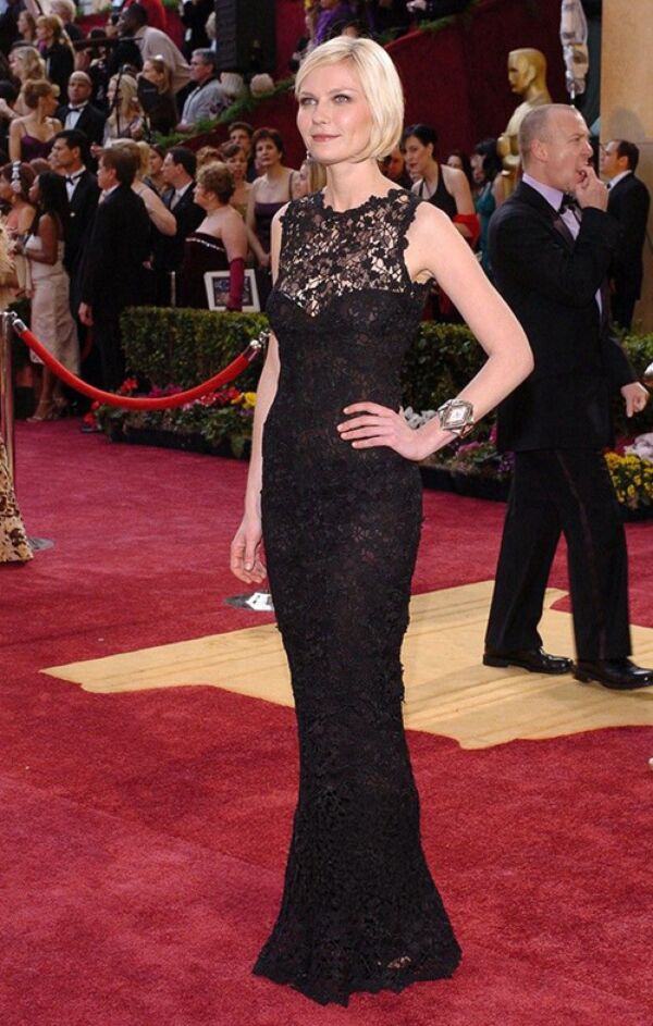 Kirsten Dunst Black Sleeveless Lace Formal Celebrity Dress Oscars 2005
