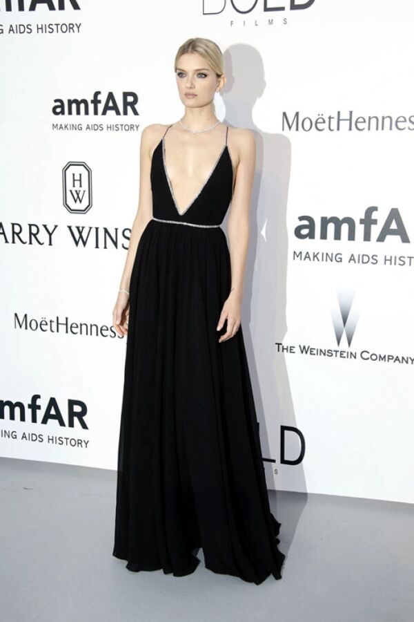Lily Donaldson Black Spaghetti Straps V-neck Formal Prom Dress amfAR 2015