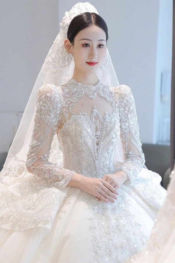 Ivory High-Neck Lace Appliqué Ball Gown with Puff Shoulders – Perfect for Grand Weddings