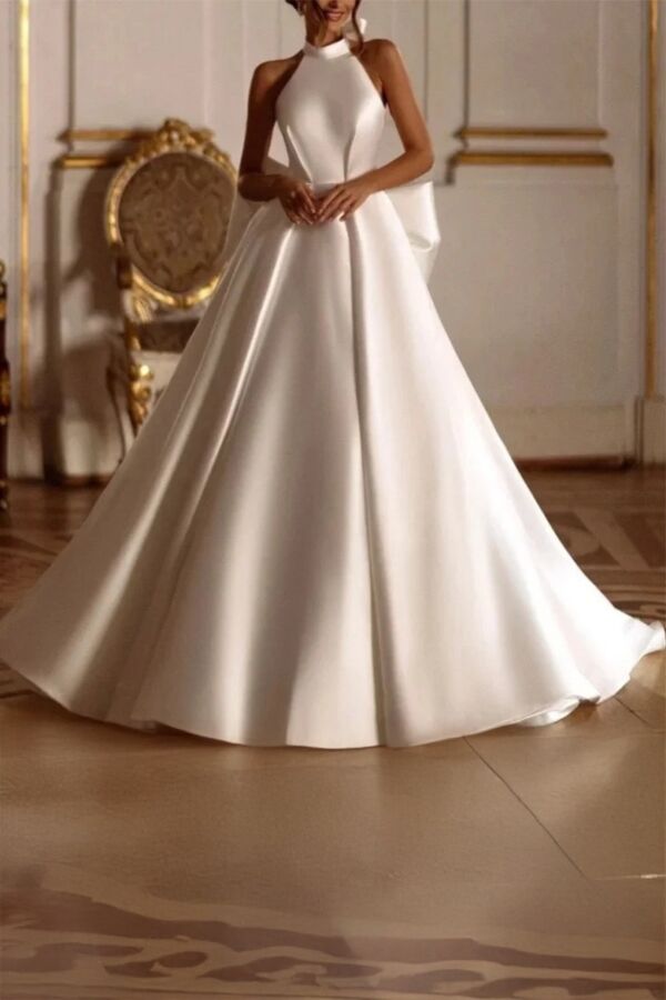 High-Neck Satin Ball Gown with Full Skirt for Formal Events