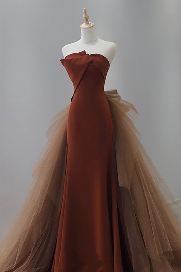 Elegant Rustic Brown Off-Shoulder Evening Gown - Luxe Tulle Ball Gown with Fluffy Bow for Engagement and Formal Events