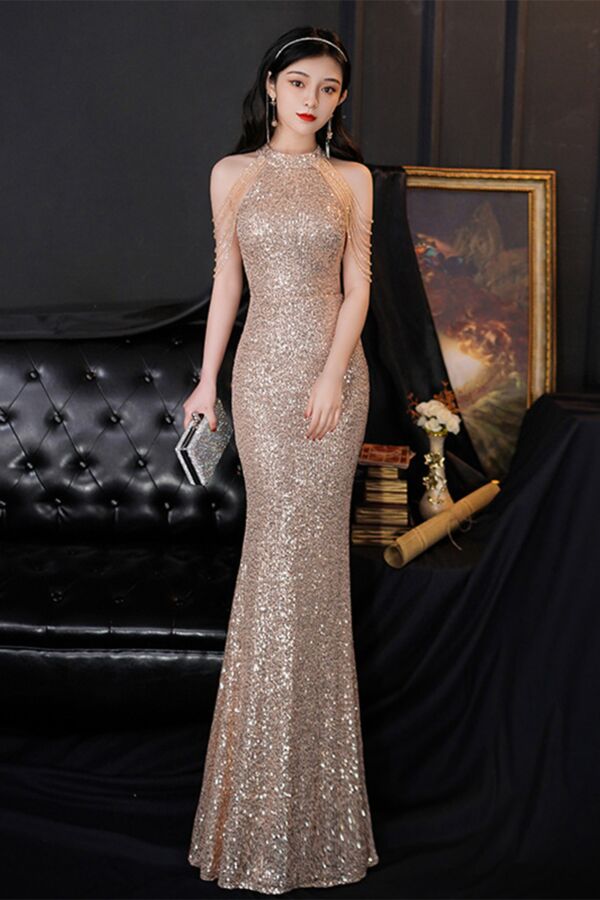 Golden Sequin Halter Neck Dress with Chic Shoulder Chains – Perfect for Glamorous Nights