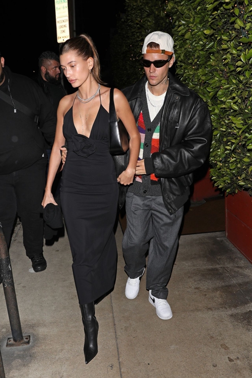 Hailey Bieber Inspired Black Halter Backless Dress with Slit – Sexy and Sophisticated Night Out Look